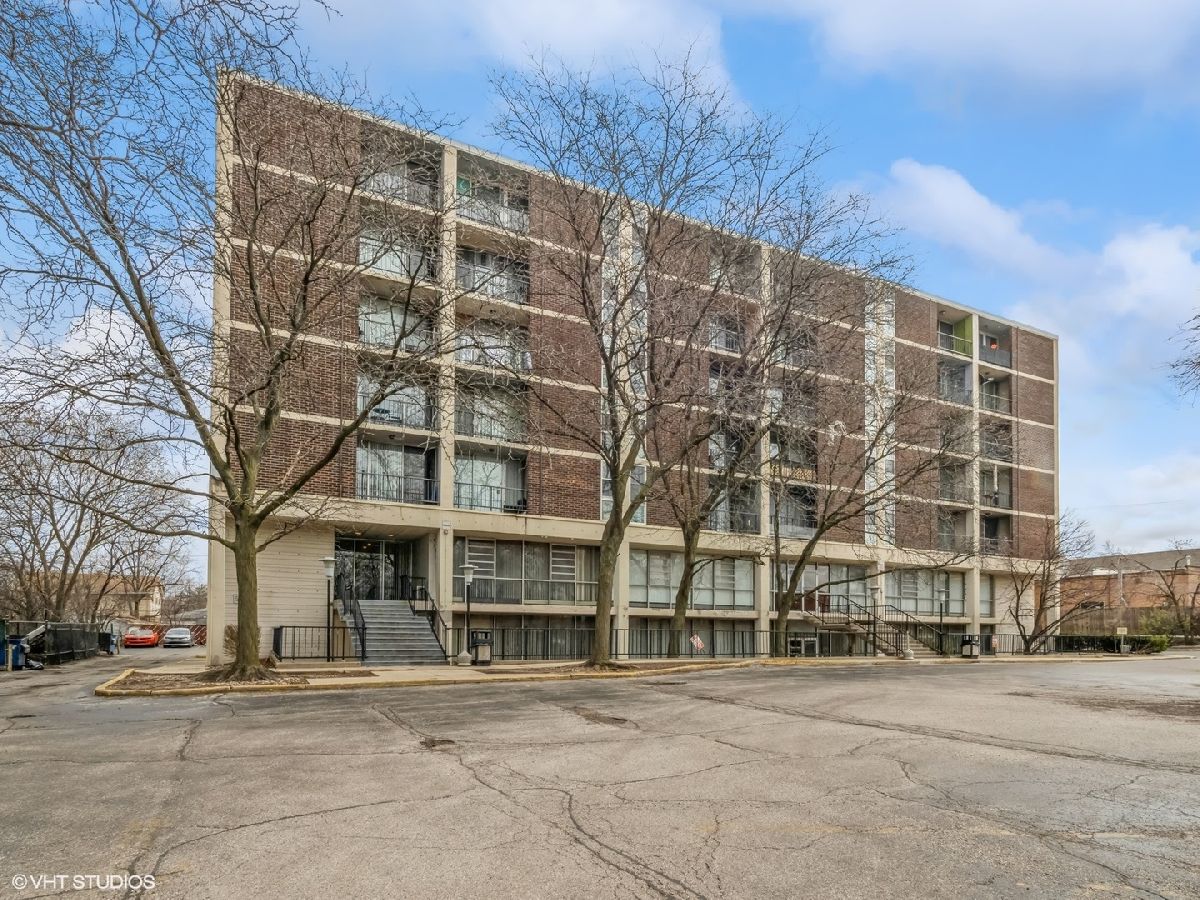 Condominiums Sold York Towers Bensenville Illinois, 1043 York