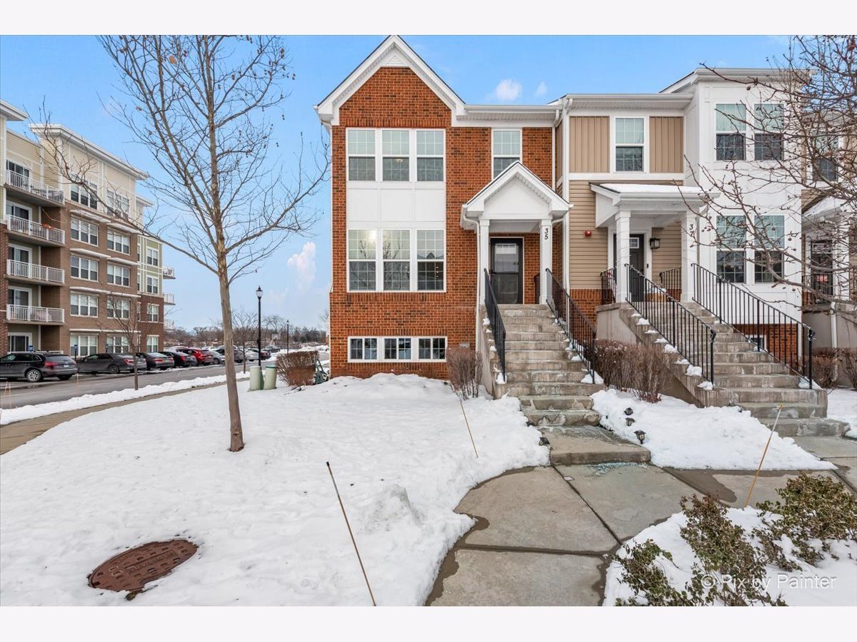 Condos & Townhomes Sold Buckingham Place Des Plaines Illinois, 35 Nicholas