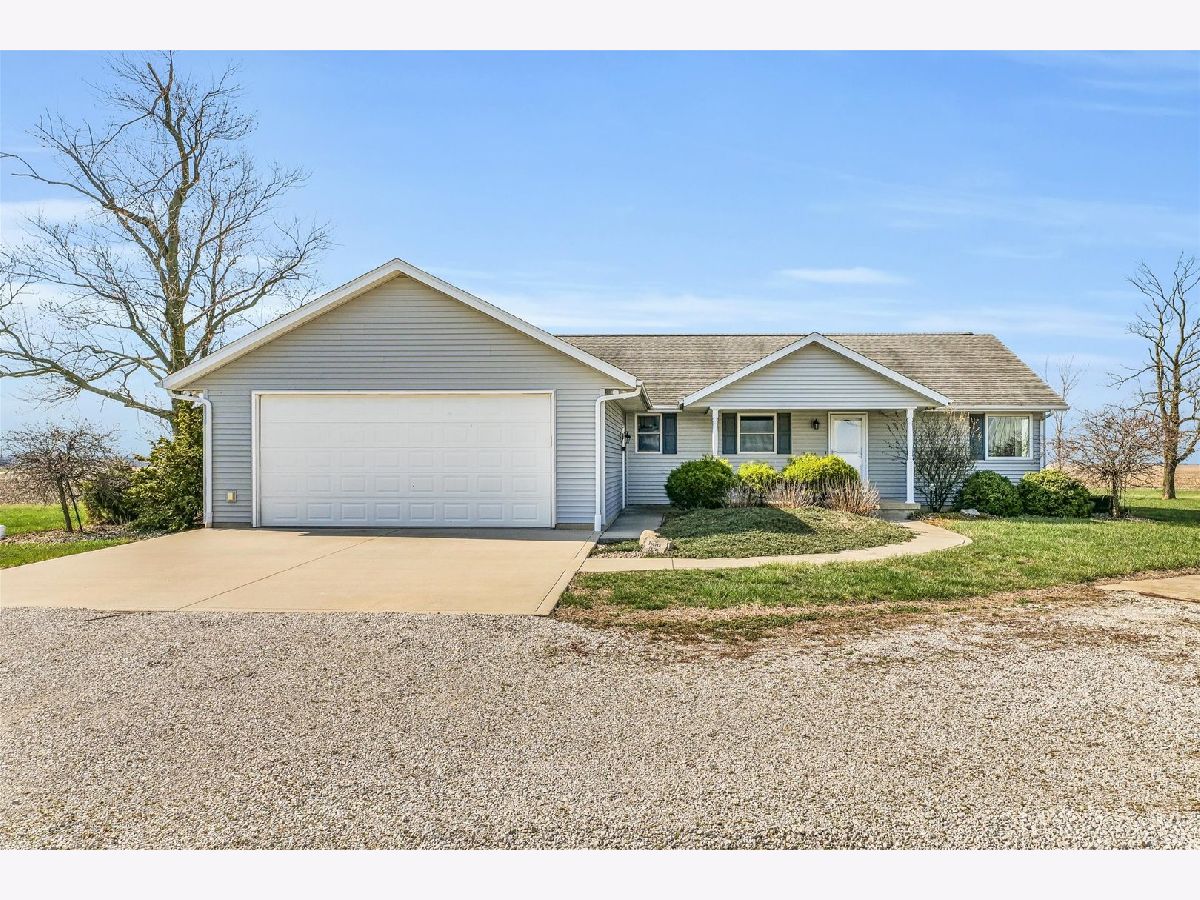  Sold Fithian Illinois, 16676 450 East