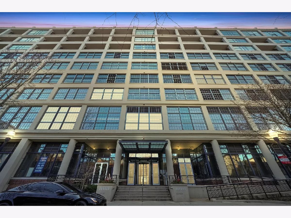 Condominiums Rented Domain Lofts Chicago Illinois, 900 Kingsbury