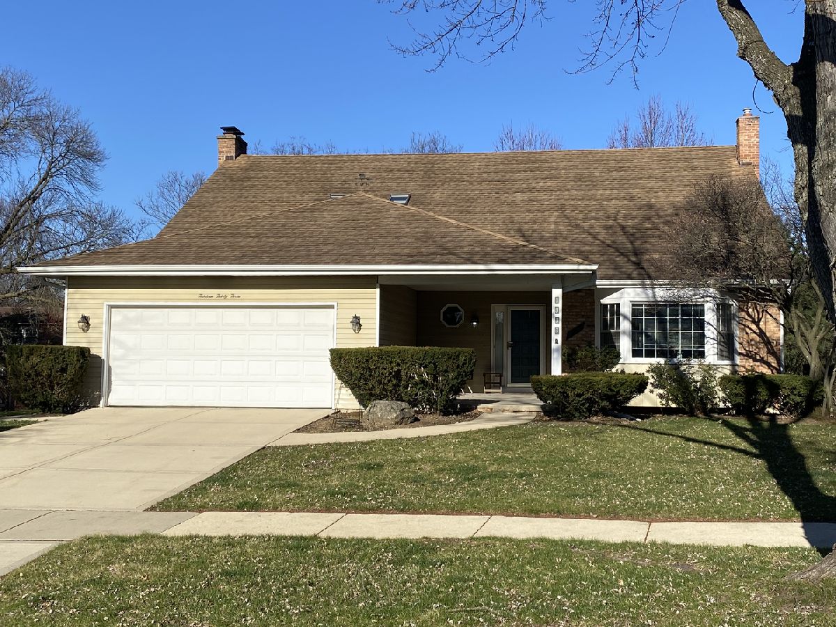 Homes Sold Huntington Hills Naperville Illinois, 1333 Middleburg