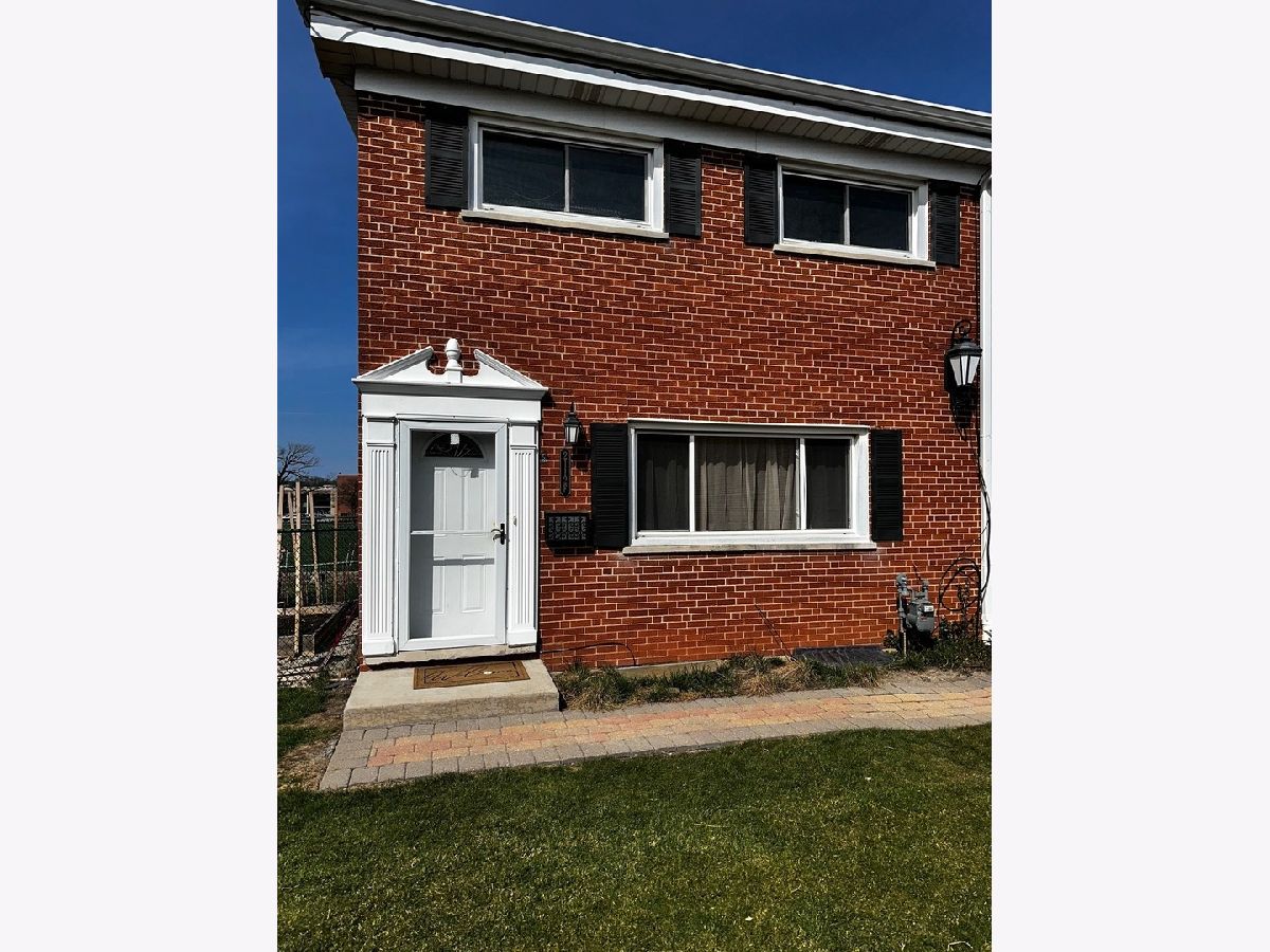 Townhomes Sold Central Park Condos Highland Park Illinois, 2112 Saint Johns