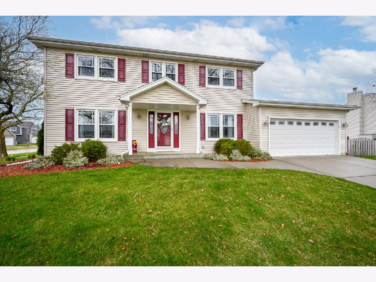 Homes Sold Haddonfield Carol Stream Illinois, 1150 Country Glen