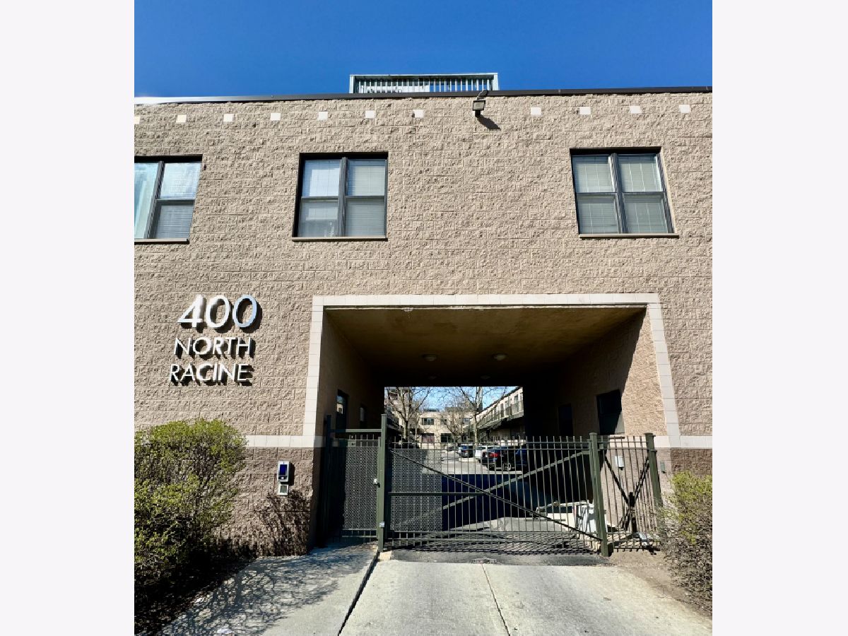 Condos & Townhomes Sold Village Lofts Chicago Illinois, 400 Racine