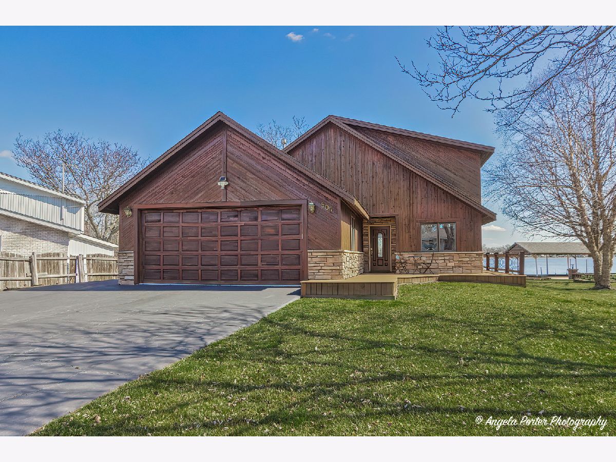 Homes Sold Round Hill Mchenry Illinois, 905 Fortress