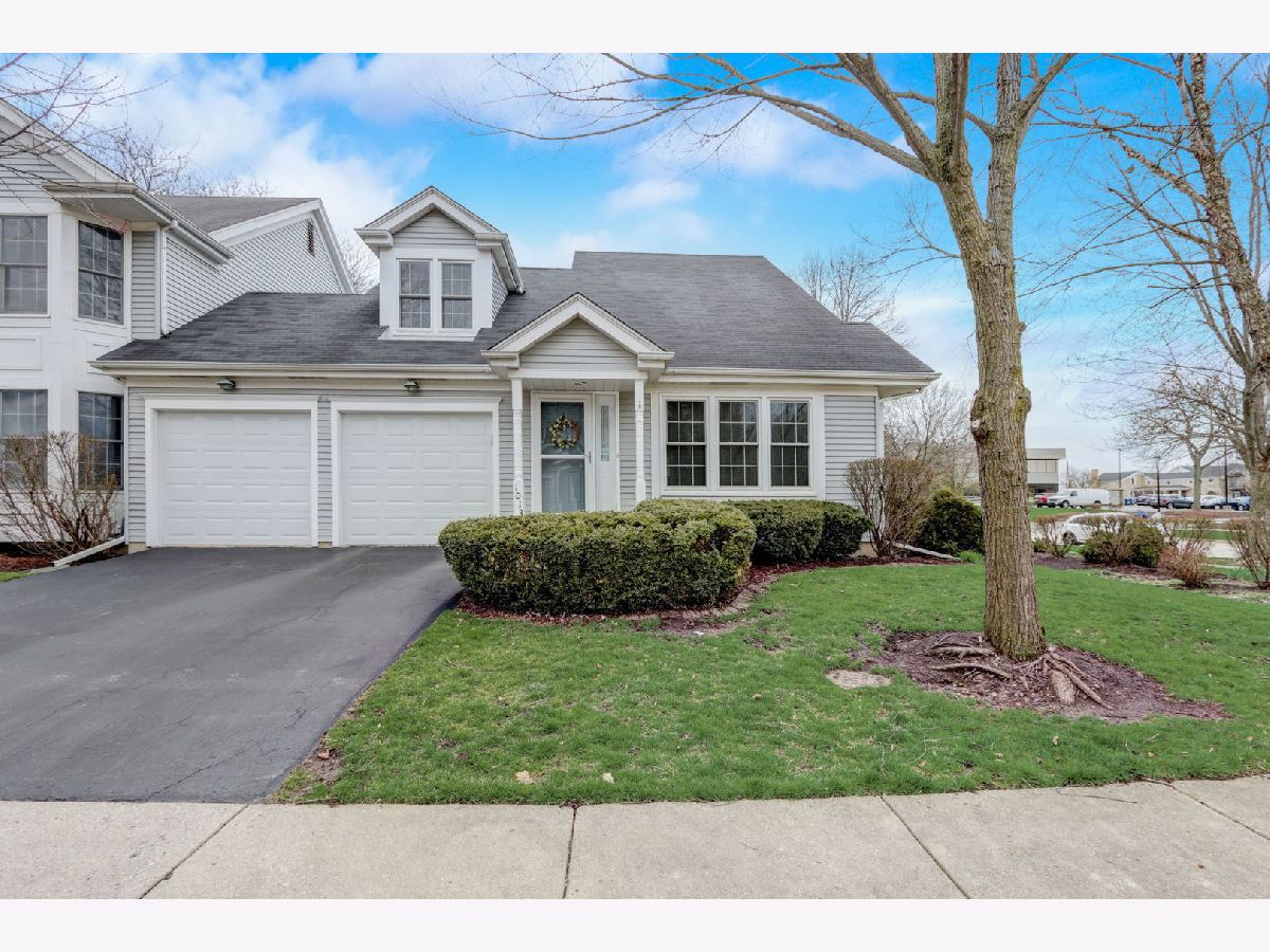 Homes & Townhomes Sold Hunters Fields St Charles Illinois, 1013 Derby