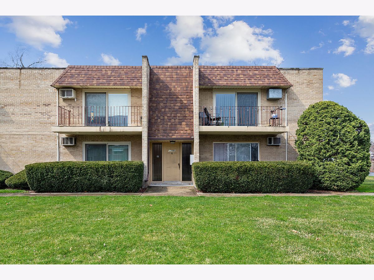 Condos & Townhomes Sold Fairway Condos Palos Heights Illinois, 12840 71st