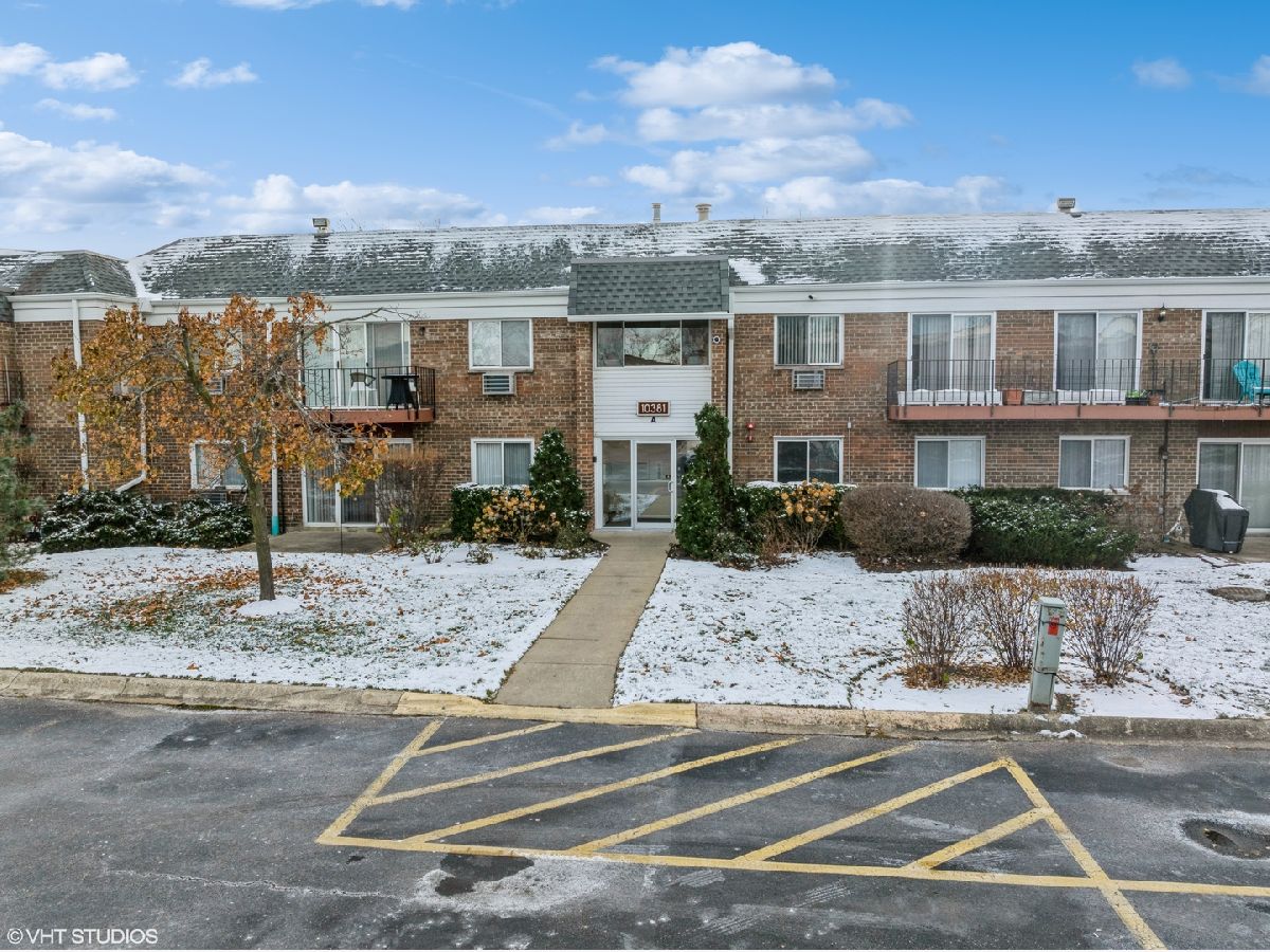 Condominiums Sold Regency Condominiums Glenview Illinois, 10381 Dearlove