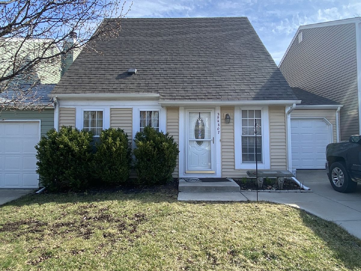 Townhomes Sold Edgebrook Warrenville Illinois, 29W407 Candlewood