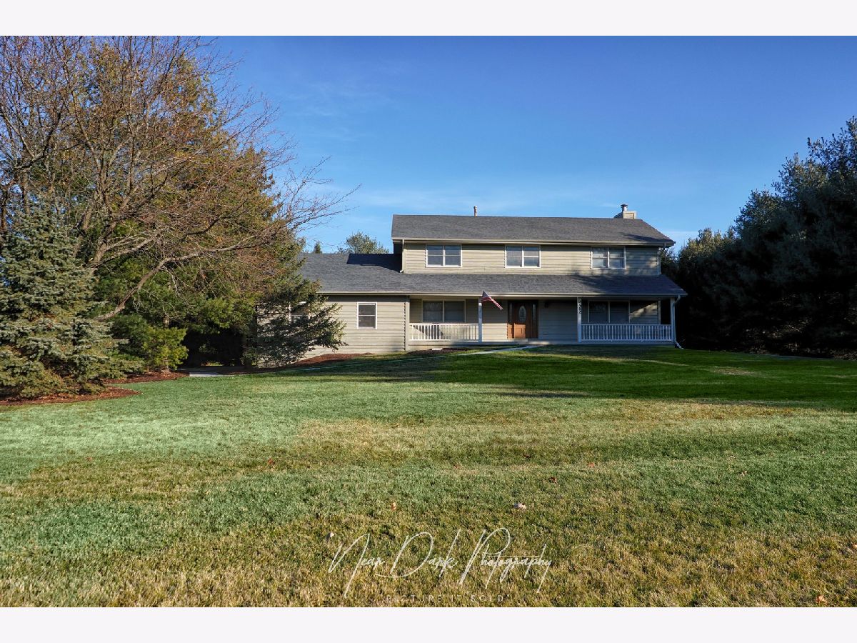 Homes Sold Thoroughbred Estates Woodstock Illinois, 2512 Mustang