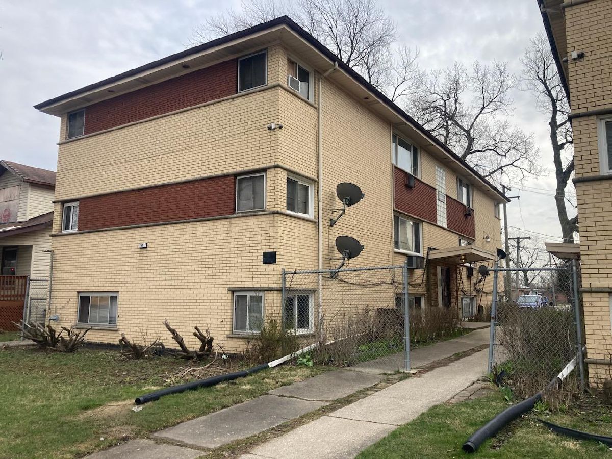  Rented Harvey Illinois, 90 154th