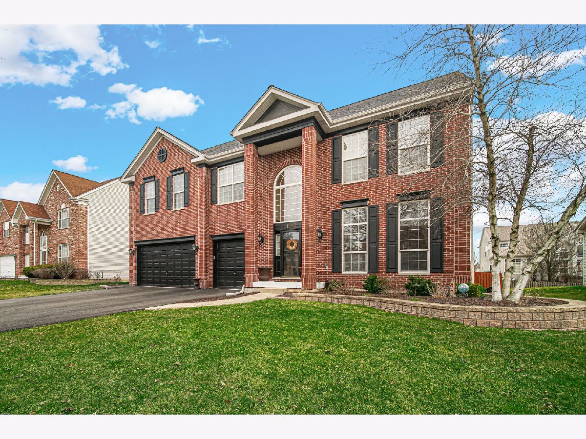 Homes Sold Foxridge Farms Bolingbrook Illinois, 1328 Palisades