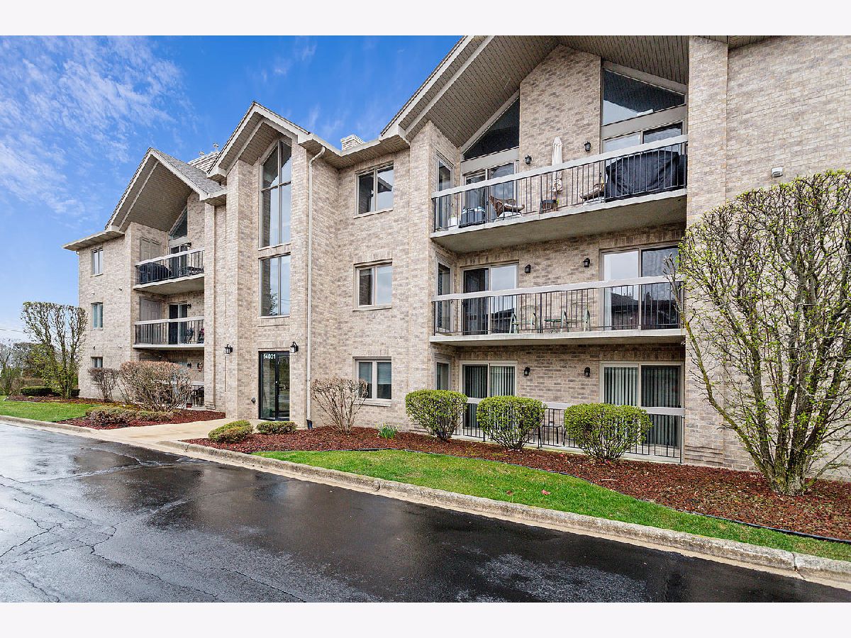 Condos & Townhomes & Homes Sold Creekside Of Springcreek Orland Park Illinois, 14031 Norwich