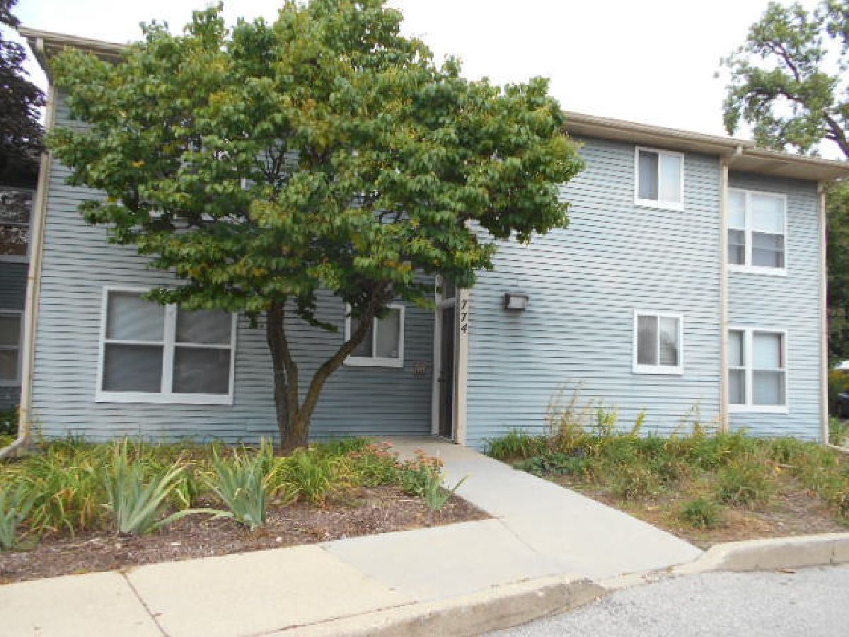 Condominiums Rented Park Terrace Condos Elgin Illinois, 774 Terrace
