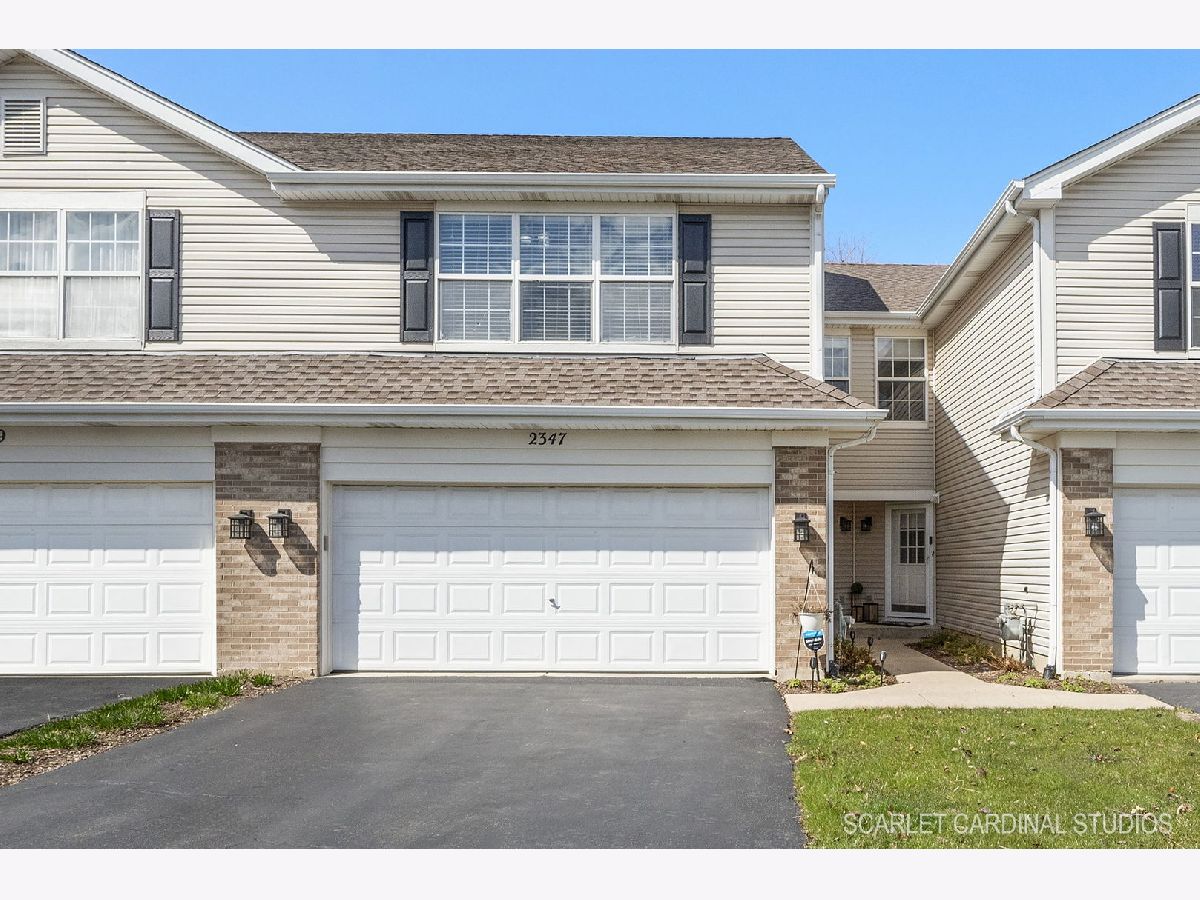 Townhomes & Condos Sold Park Avenue Aurora Illinois, 2347 Stoughton