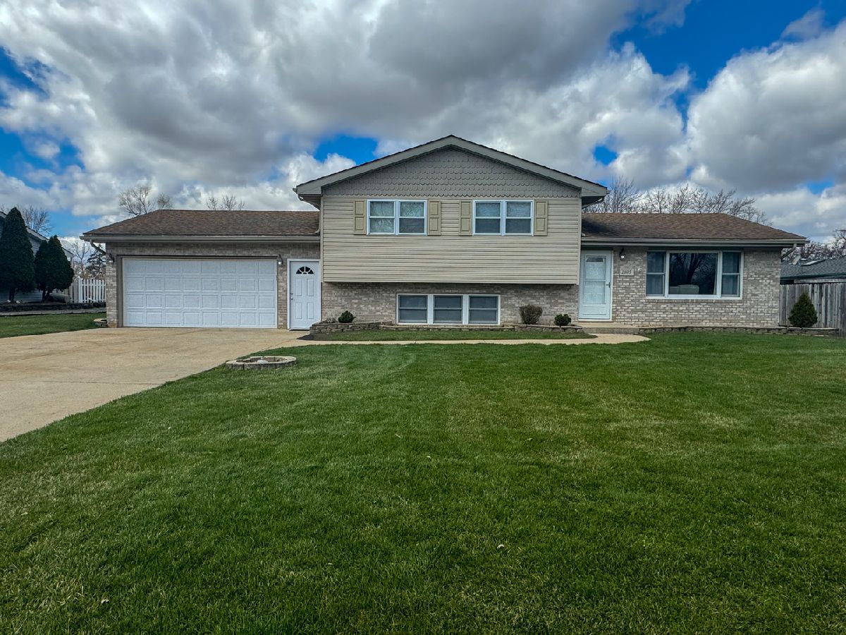 Homes Sold Windemere South New Lenox Illinois, 2809 Hawkshead