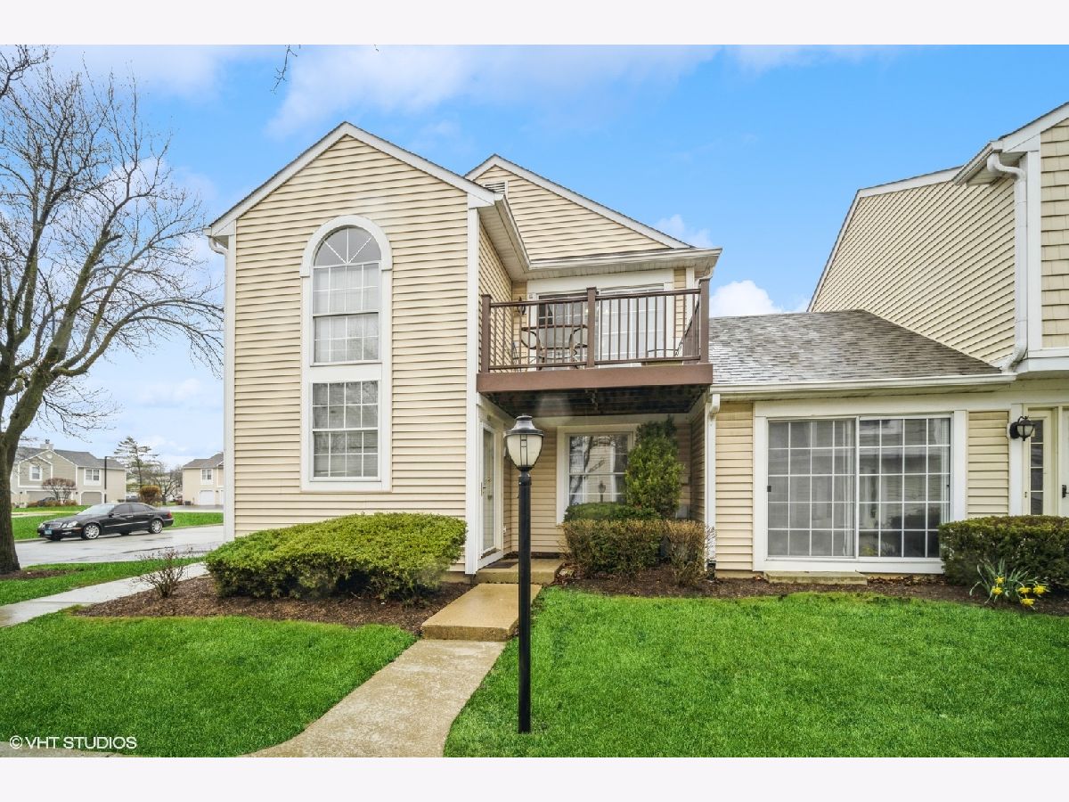 Townhomes & Condos Sold Le Parc Buffalo Grove Illinois, 421 Le Parc