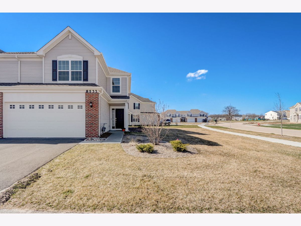 Townhomes & Homes Sold Meadows Of West Bay Wonder Lake Illinois, 8533 Stillwater