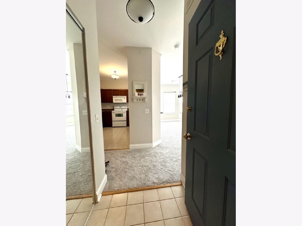 Condominiums Rented Stratford Court Lake Bluff Illinois, 3243 Stratford