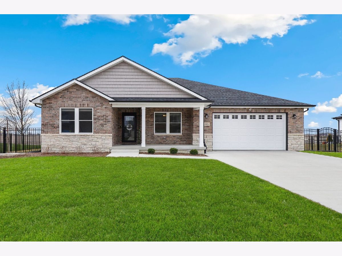Homes & Townhomes Sold Gull Landings Peotone Illinois, 1018 Hummingbird