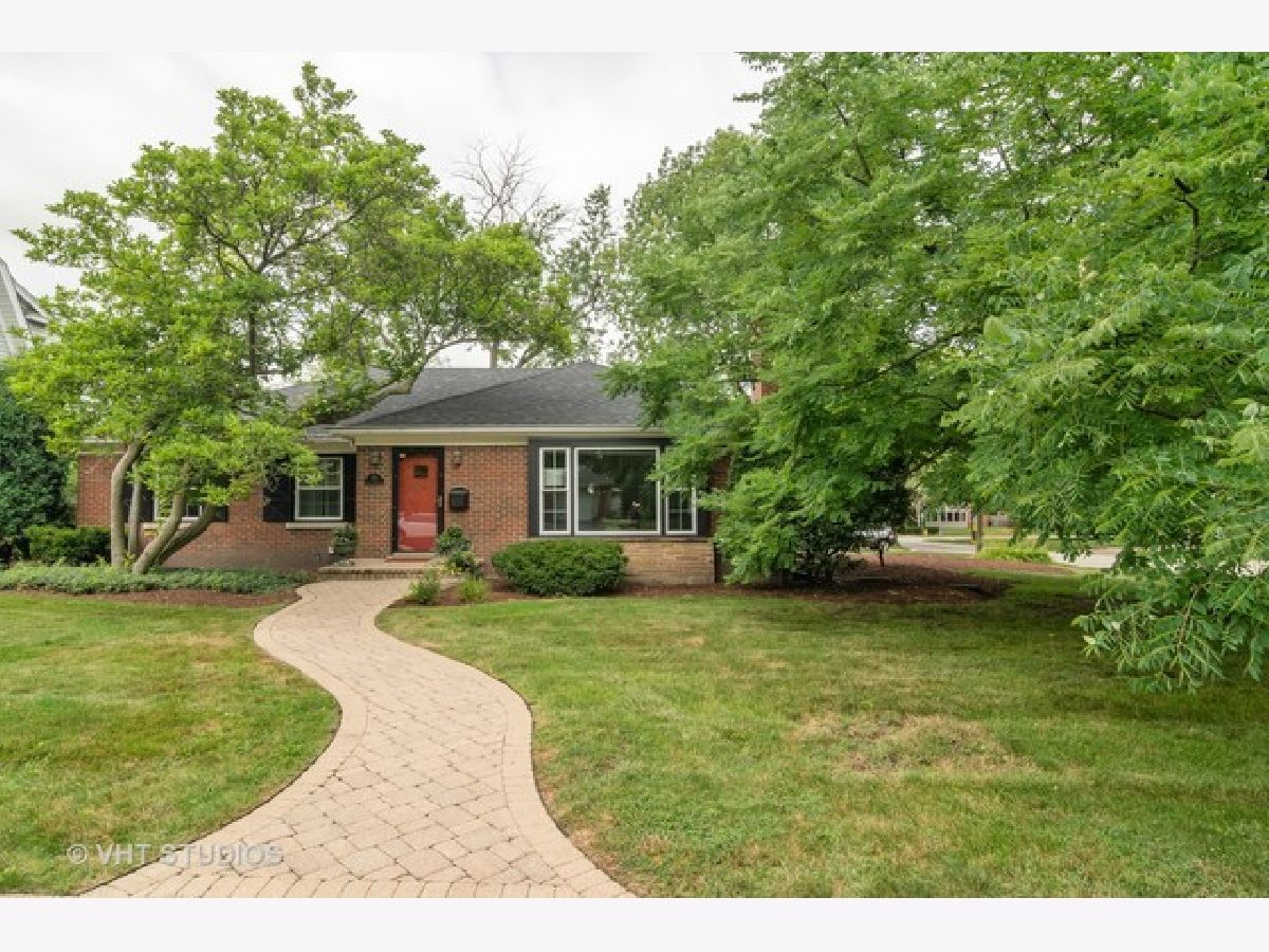 Homes Rented Country Club La Grange Illinois, 700 Catherine