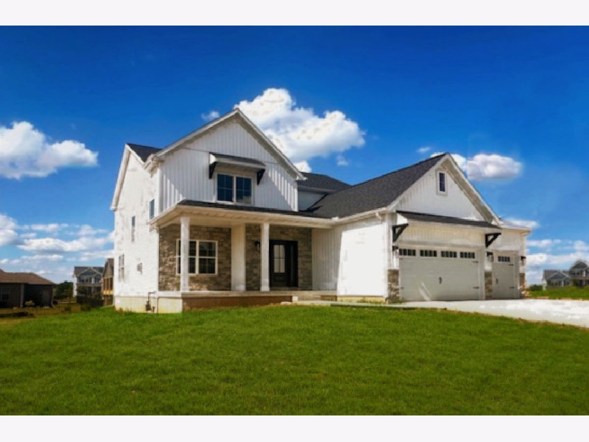 Homes & Condos & Townhomes Sold Sangamon Fields Mahomet Illinois, 706 Isabella