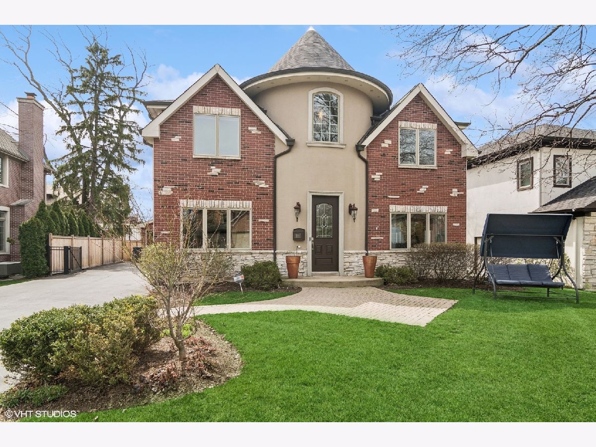 Homes Sold Woodland Park Deerfield Illinois, 1121 Linden