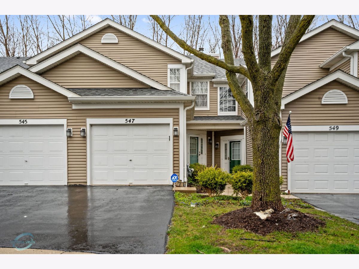 Townhomes Sold Mill Pond Batavia Illinois, 547 Peebles