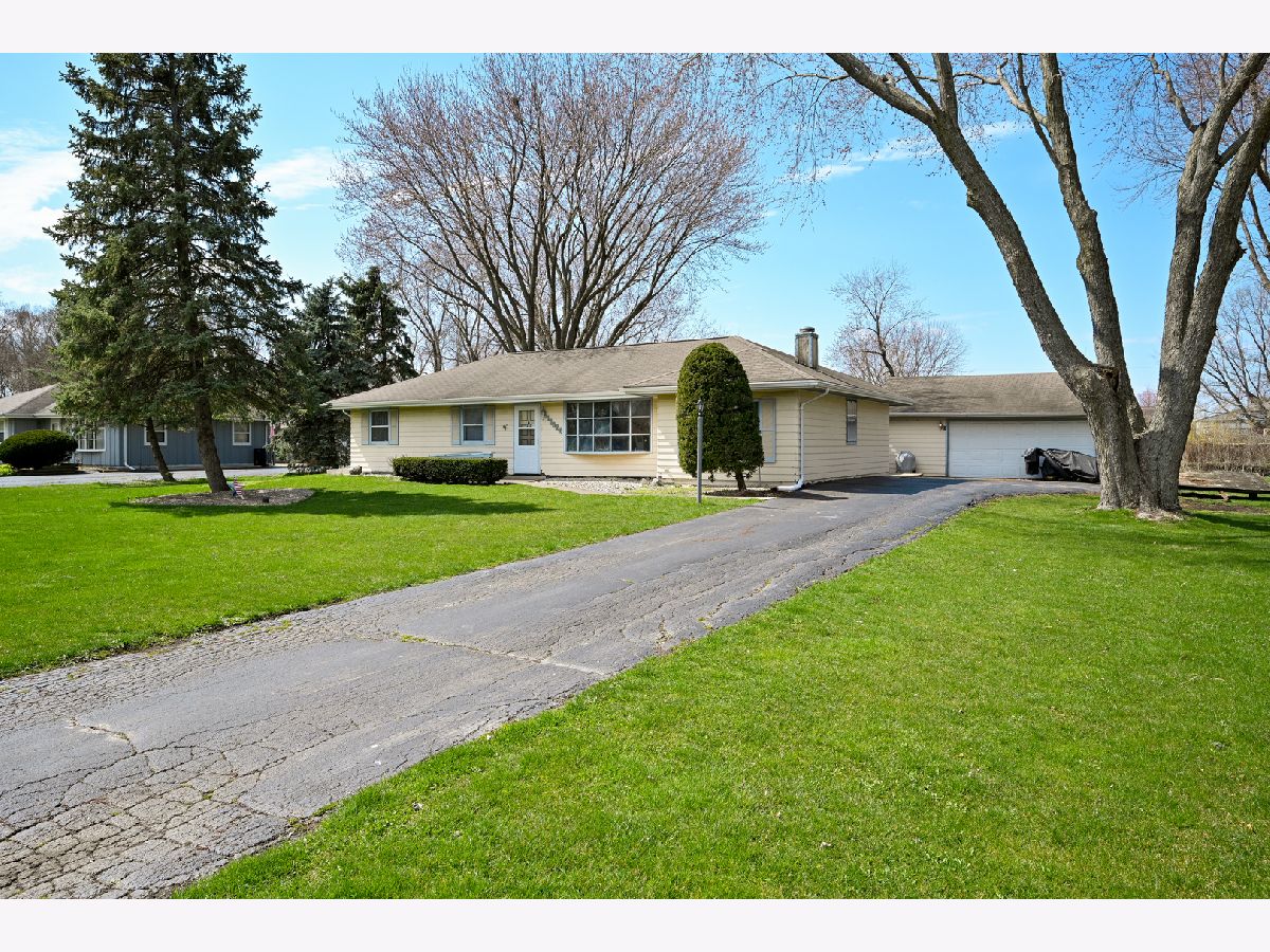 Homes & Condos & Townhomes Sold Lily Cache Plainfield Illinois, 16320 Howard