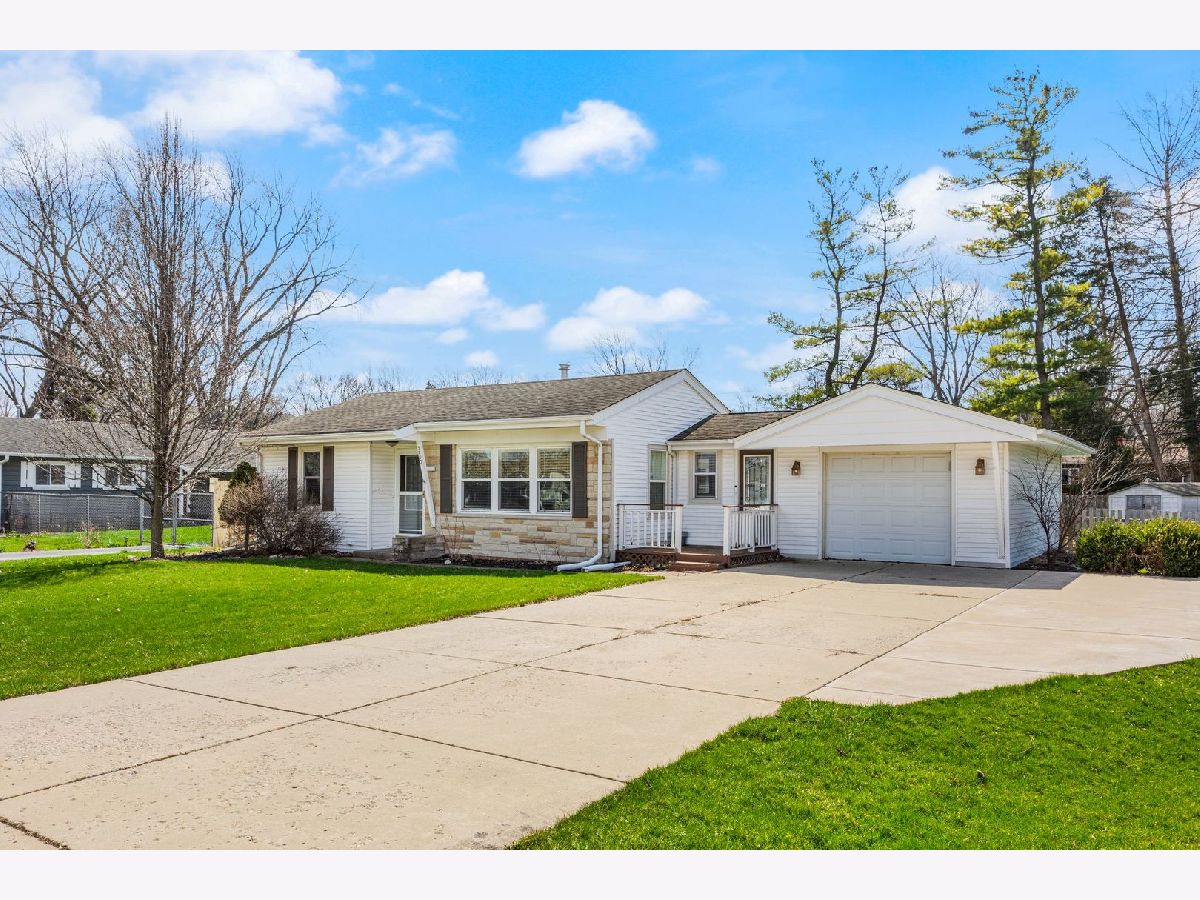 Homes Sold Edgebrook Heights Mchenry Illinois, 3803 Anne