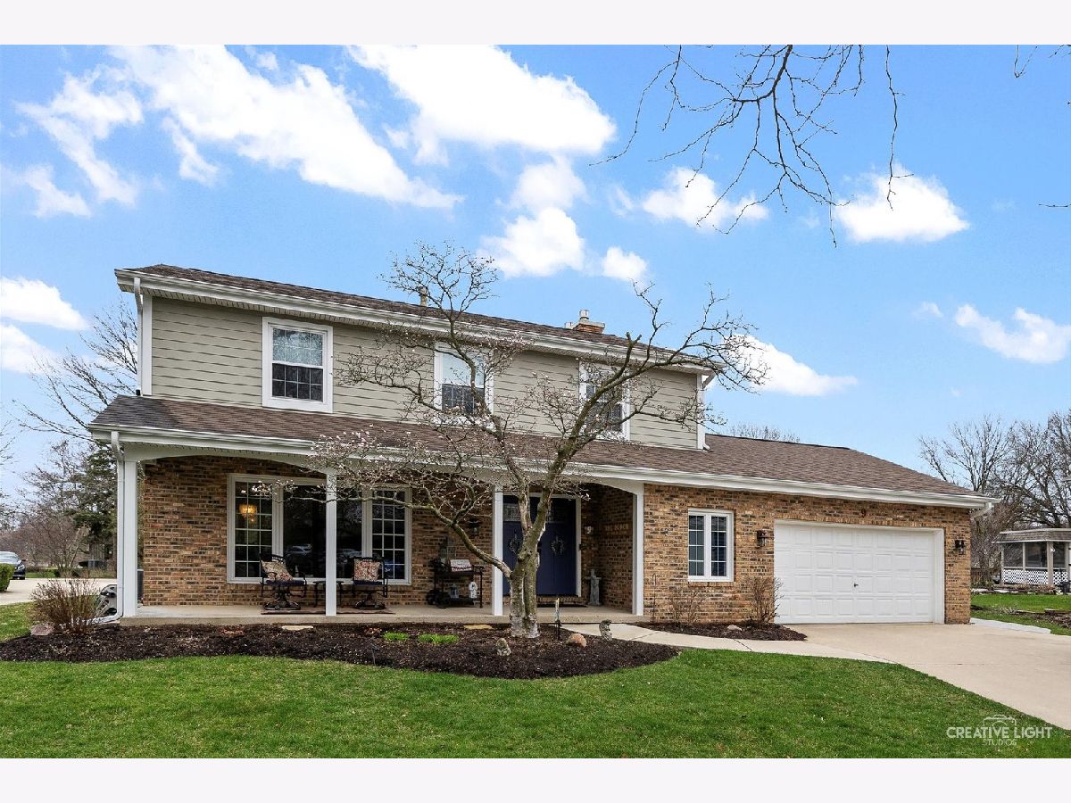 Prestbury Sugar Grove IL, Homes & Townhomes & Condos For Sale & For