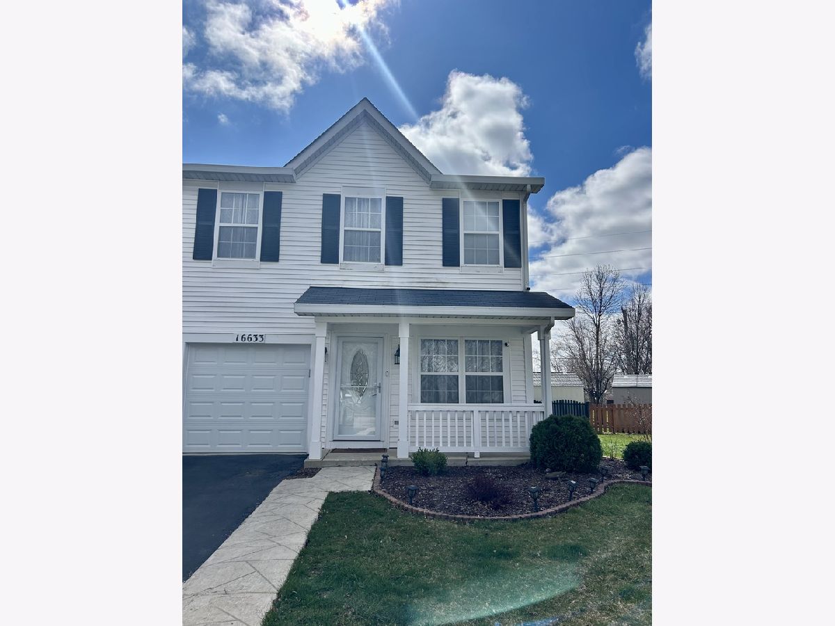 Townhomes & Condos & Homes Rented Broken Arrow Lockport Illinois, 16633 Adobe