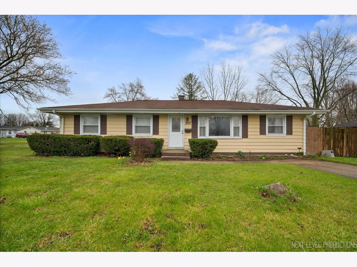 Homes Sold Twin Oaks North Aurora Illinois, 207 Banbury
