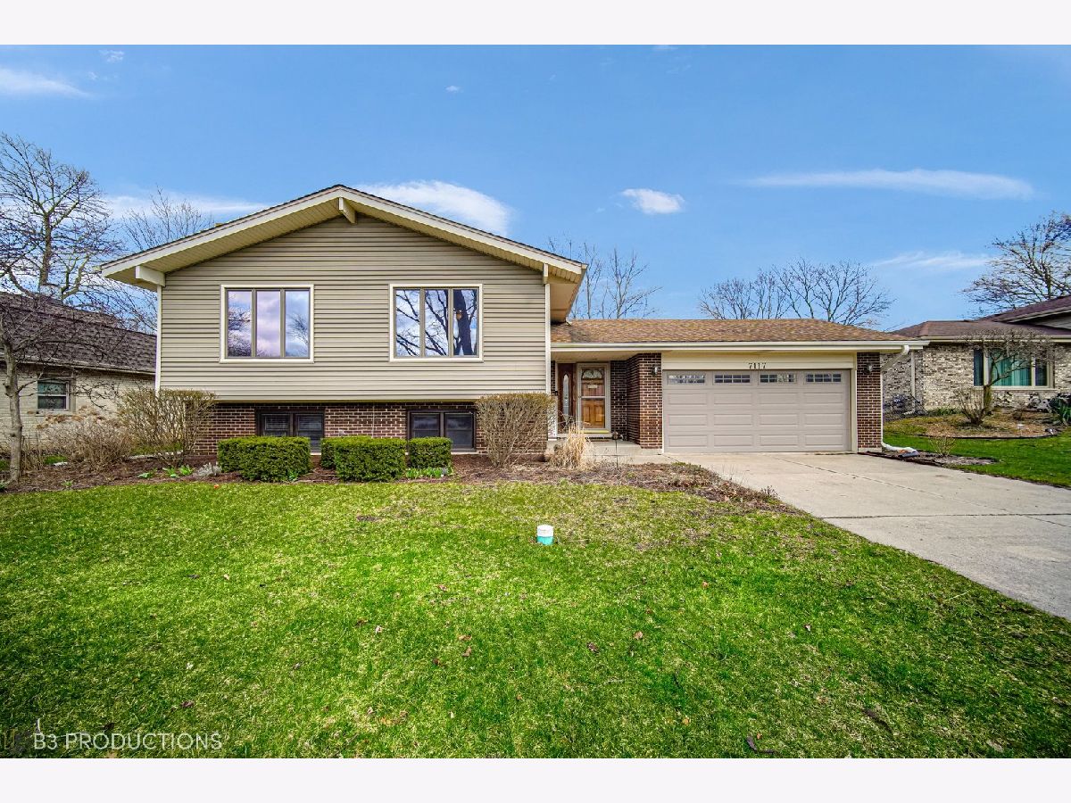 Homes & Condos & Townhomes Sold Farmingdale Downers Grove Illinois, 7117 Blackburn