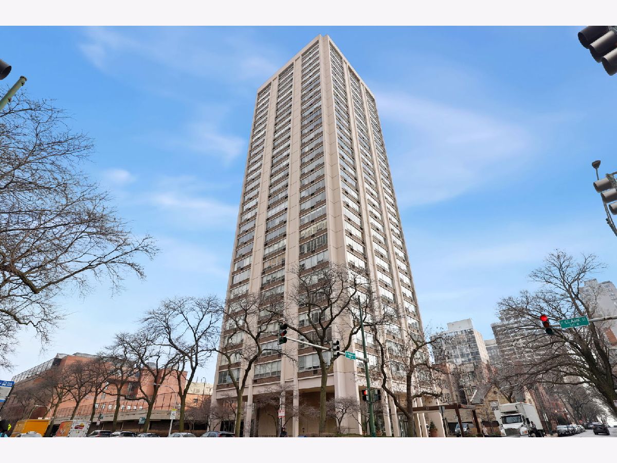 Condominiums Sold Faulkner House Chicago Illinois, 70 Burton