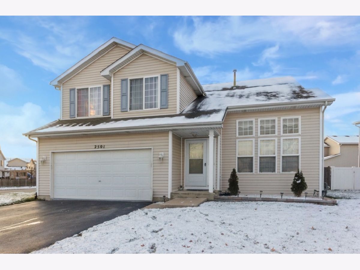 Homes & Townhomes & Condos Sold Aspen Falls Plainfield Illinois, 2501 Clear Creek