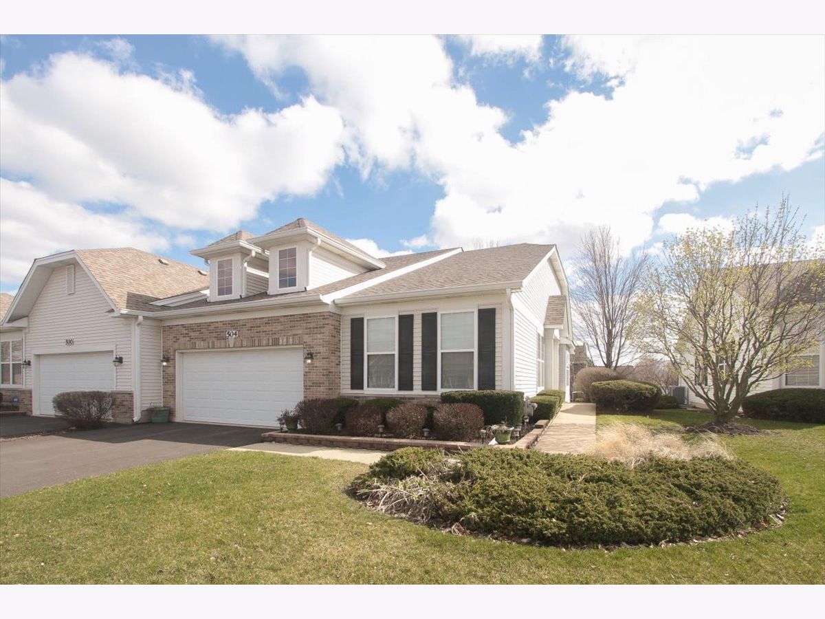 Condos & Townhomes Sold Central Park Carol Stream Illinois, 504 Woodhill
