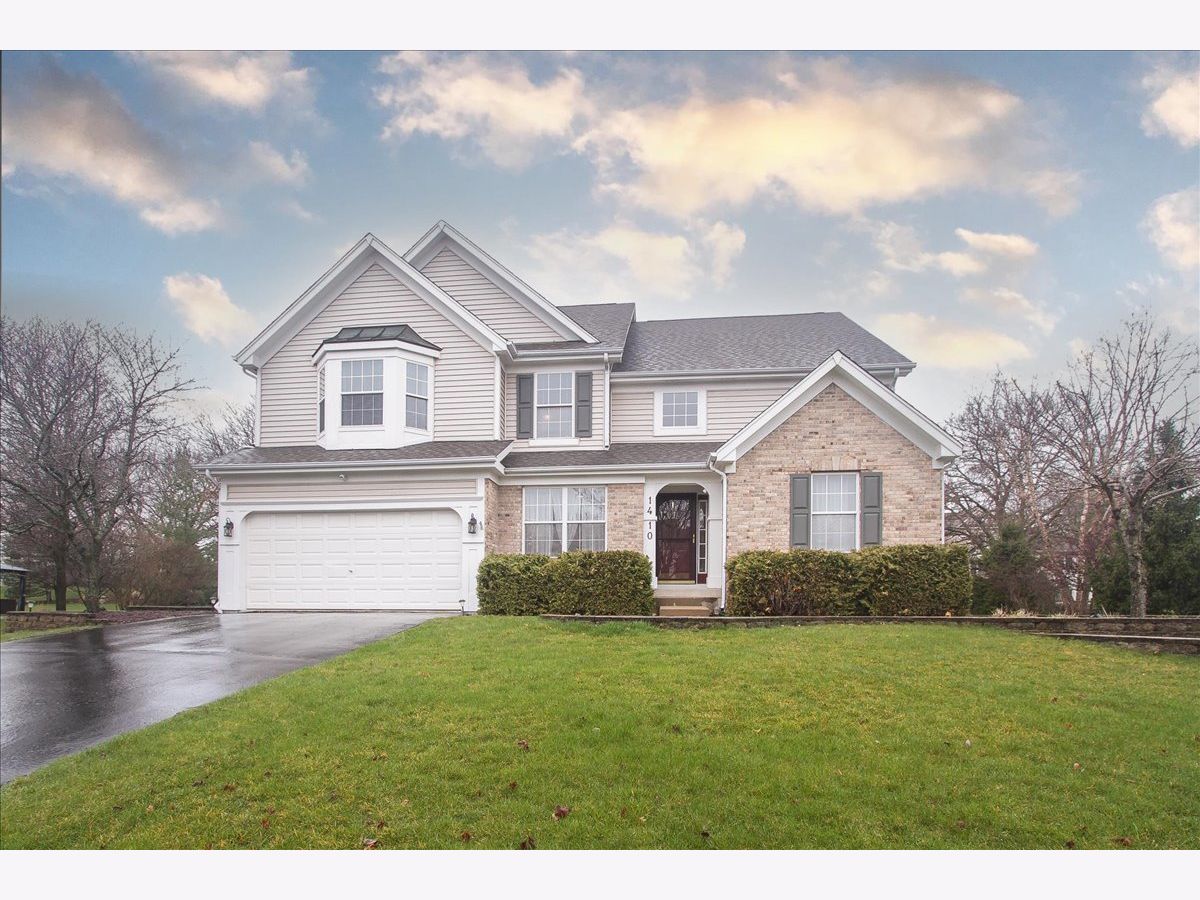 Homes Sold Fairhills Of Canterfield West Dundee Illinois, 1410 Angle Tarn