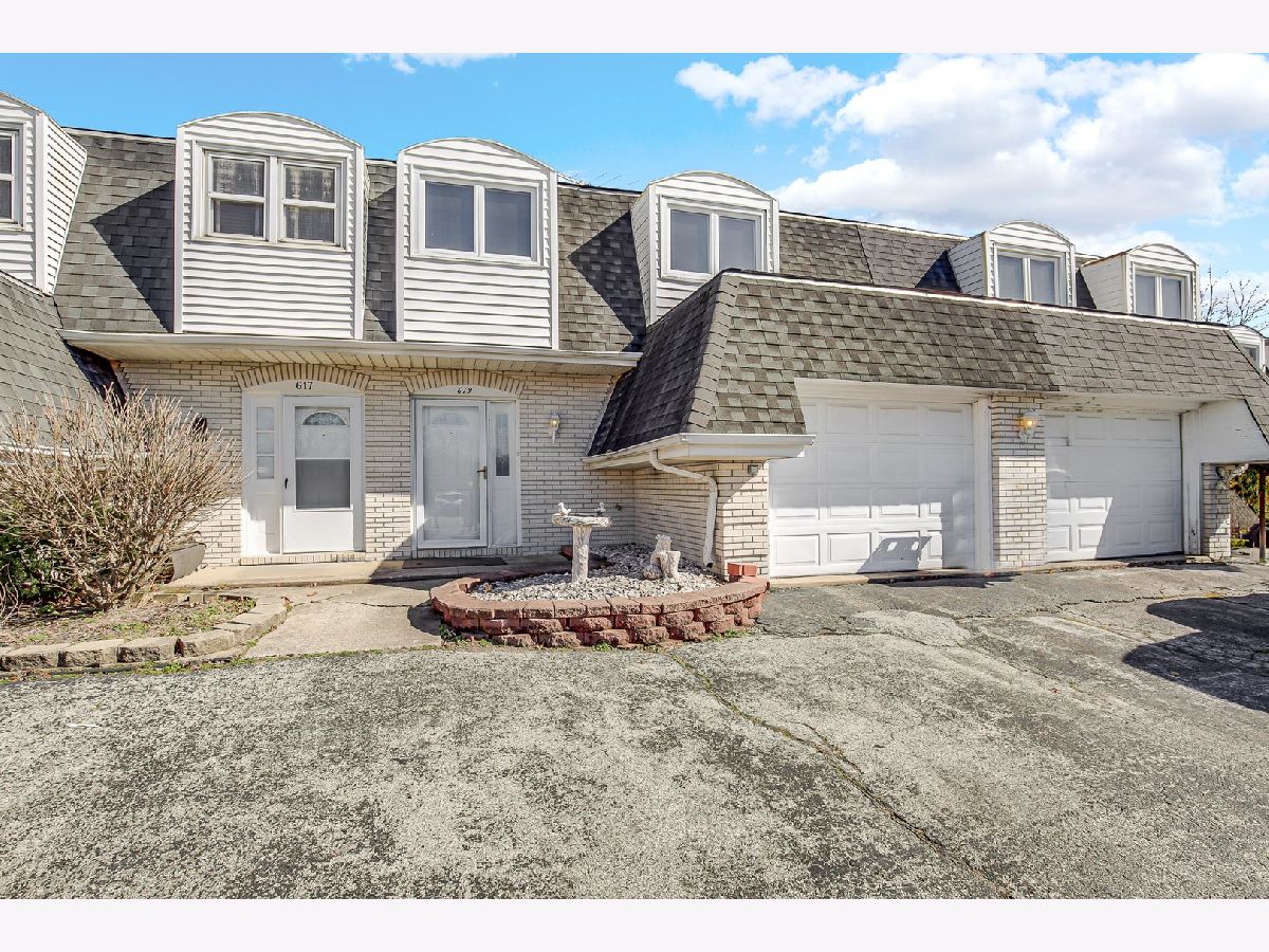  Sold Dyer Indiana, 619 Wellington
