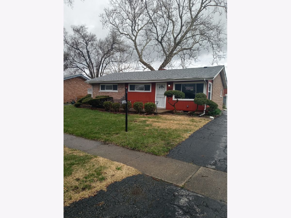  Rented Markham Illinois, 2952 Sherwood