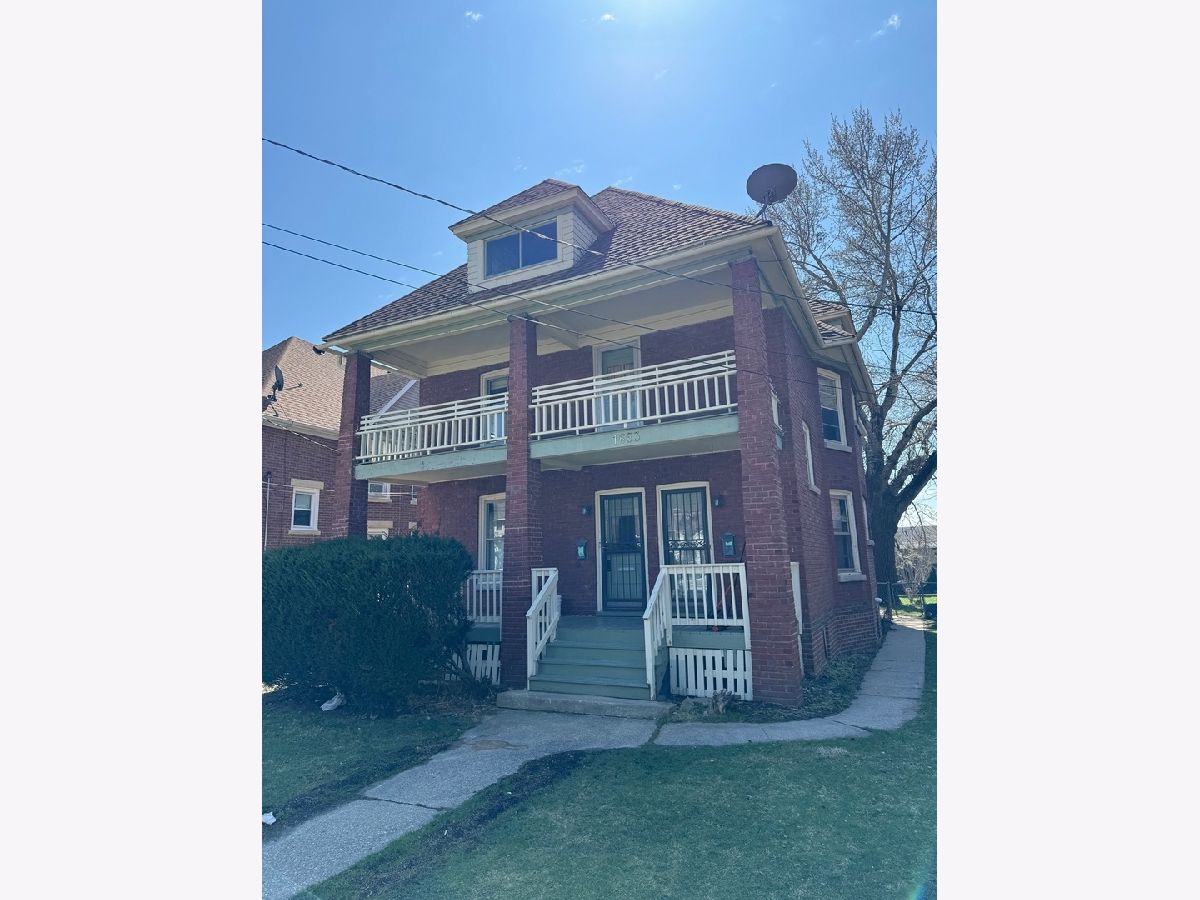 Rented Rockford Illinois, 1653 5th