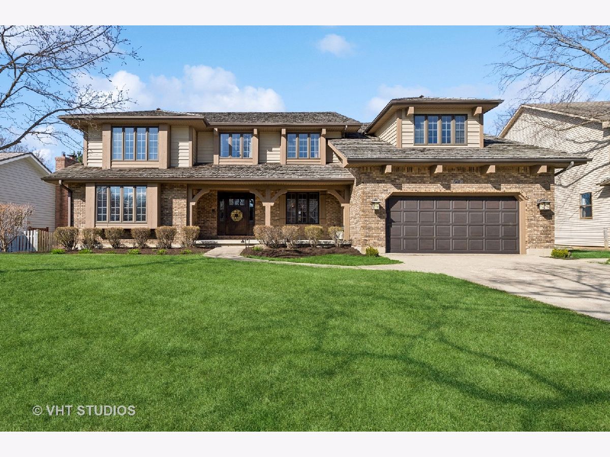 Homes Sold Interlaken Ridge Libertyville Illinois, 1318 Saint William
