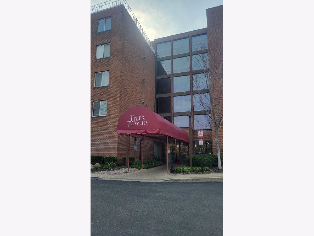 Condominiums Sold Tyler Towers Elgin Illinois, 1450 Plymouth