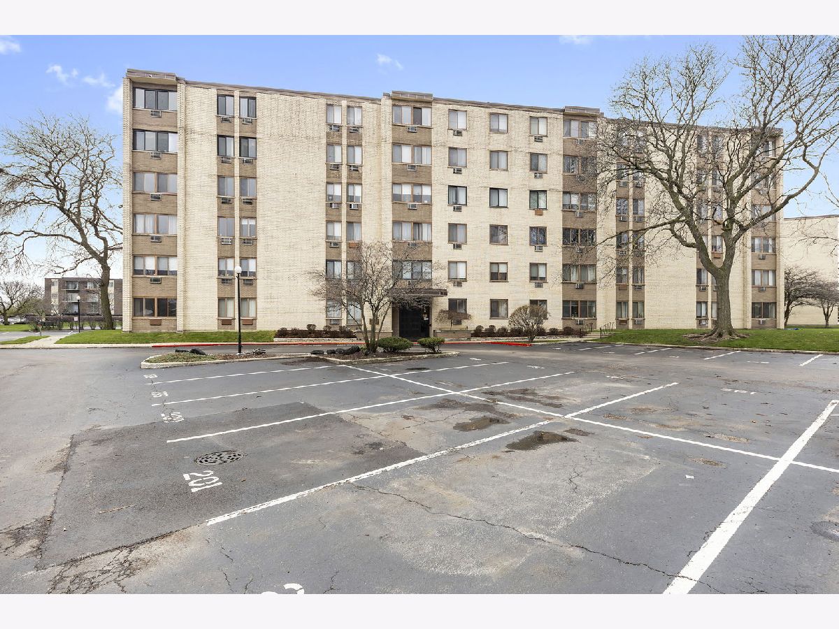 Condominiums Sold Shibui Oak Lawn Illinois, 9740 Pulaski