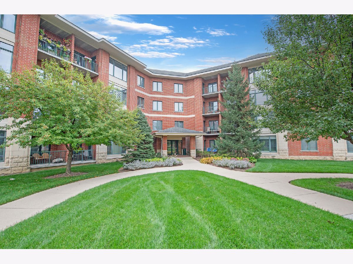 Condominiums Rented Fountain Square Lombard Illinois, 855 22nd