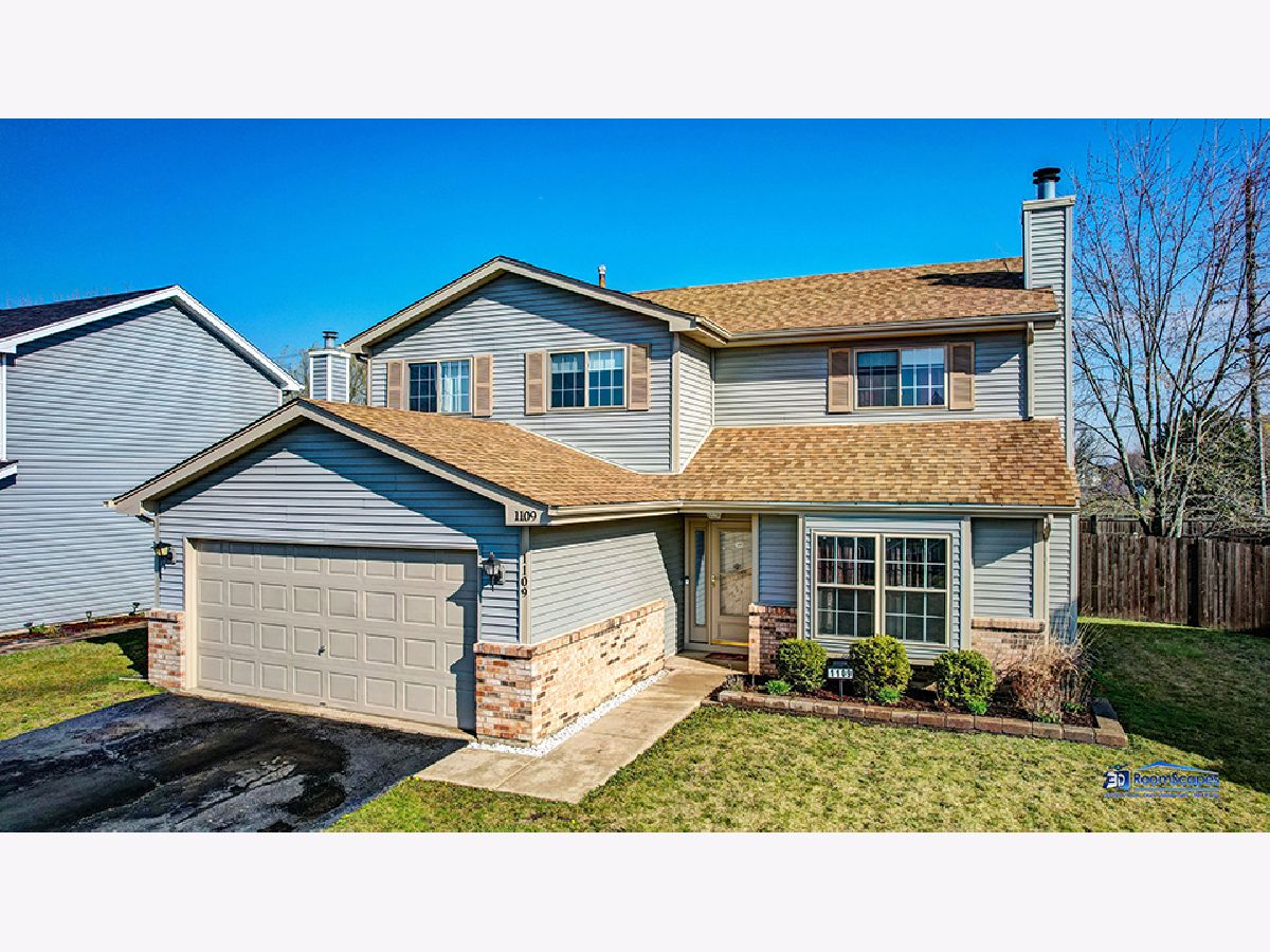Homes Sold Indian Trail West Aurora Illinois, 1109 Flint