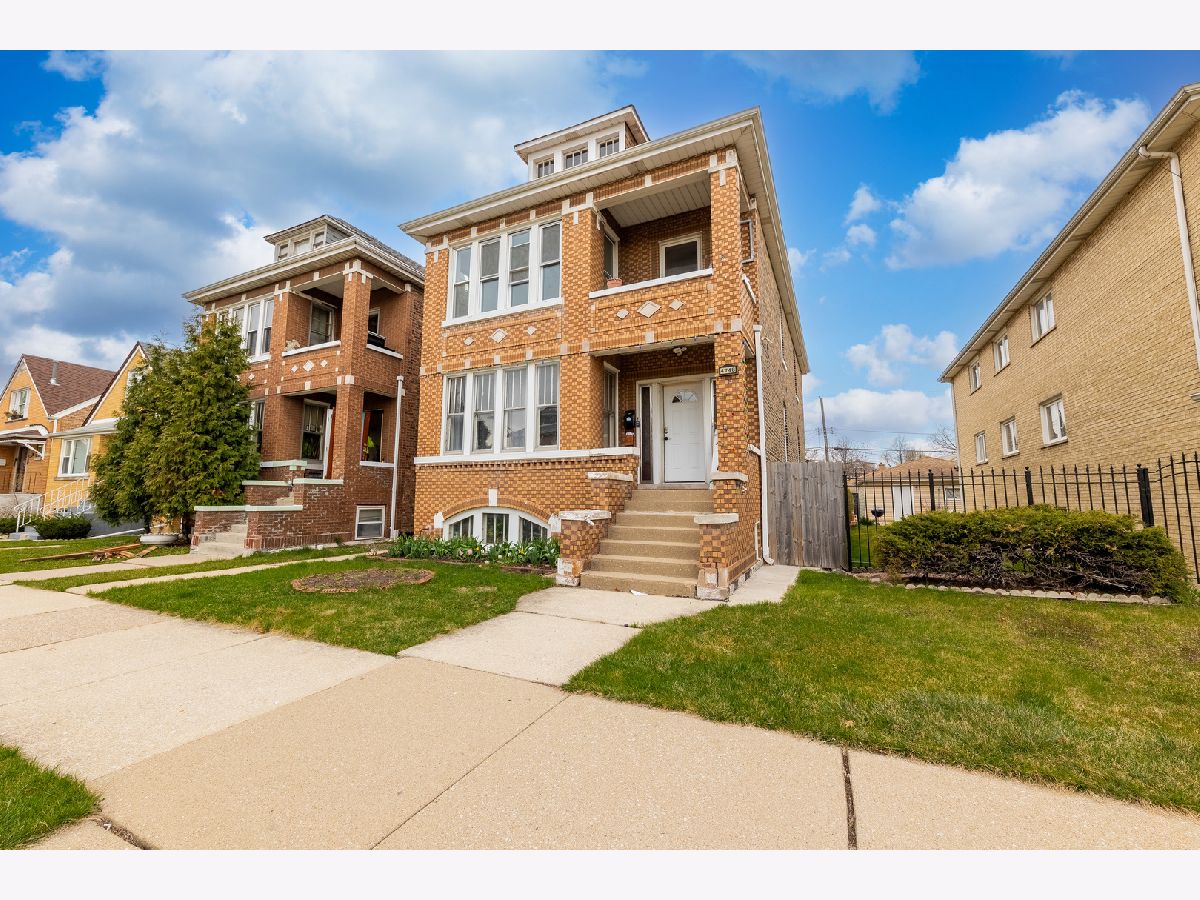 Rented Chicago Illinois, 4748 Keeler