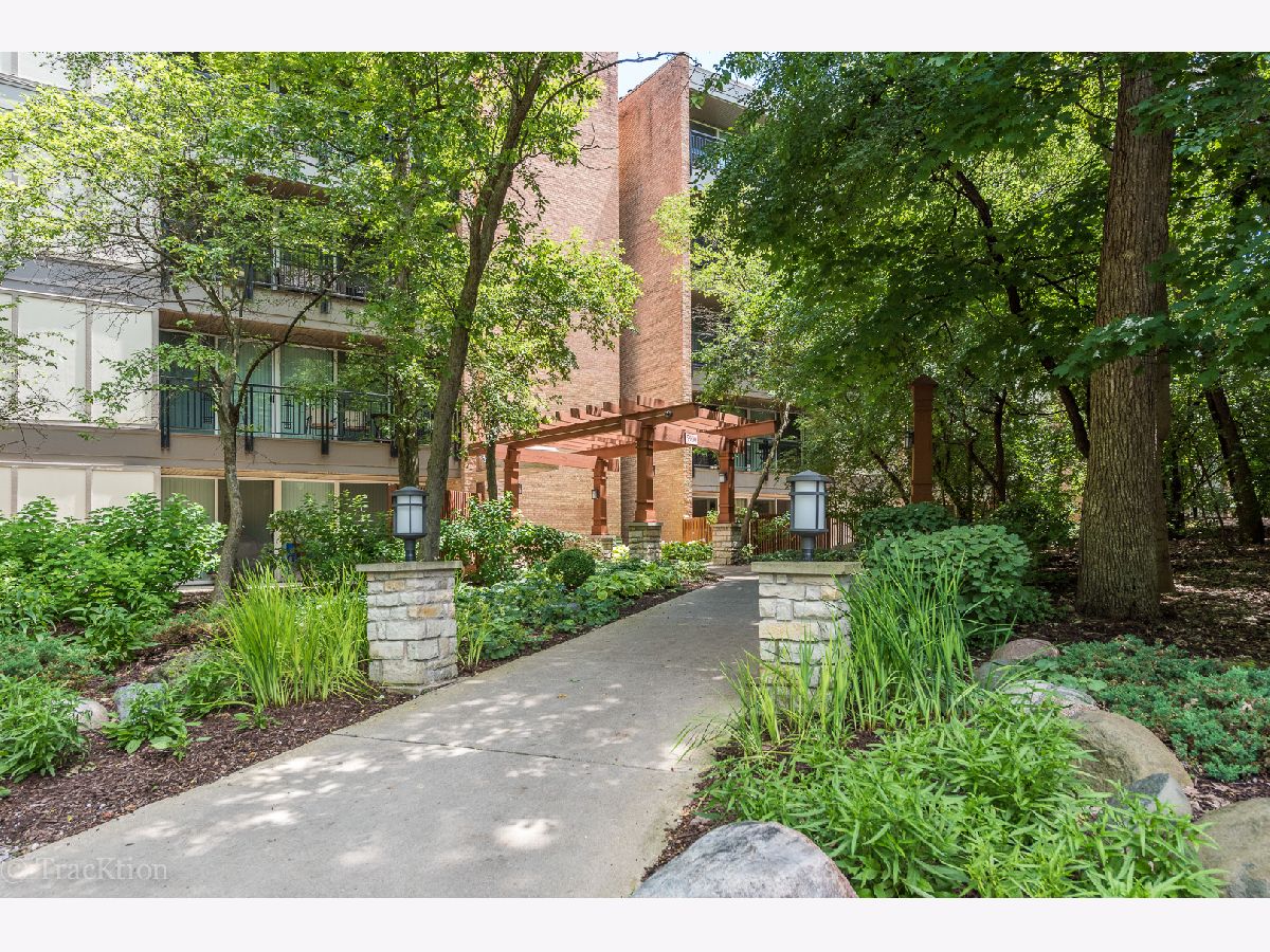 Four Lakes Lisle IL, Condos & Townhomes For Sale & For Rent Sadie