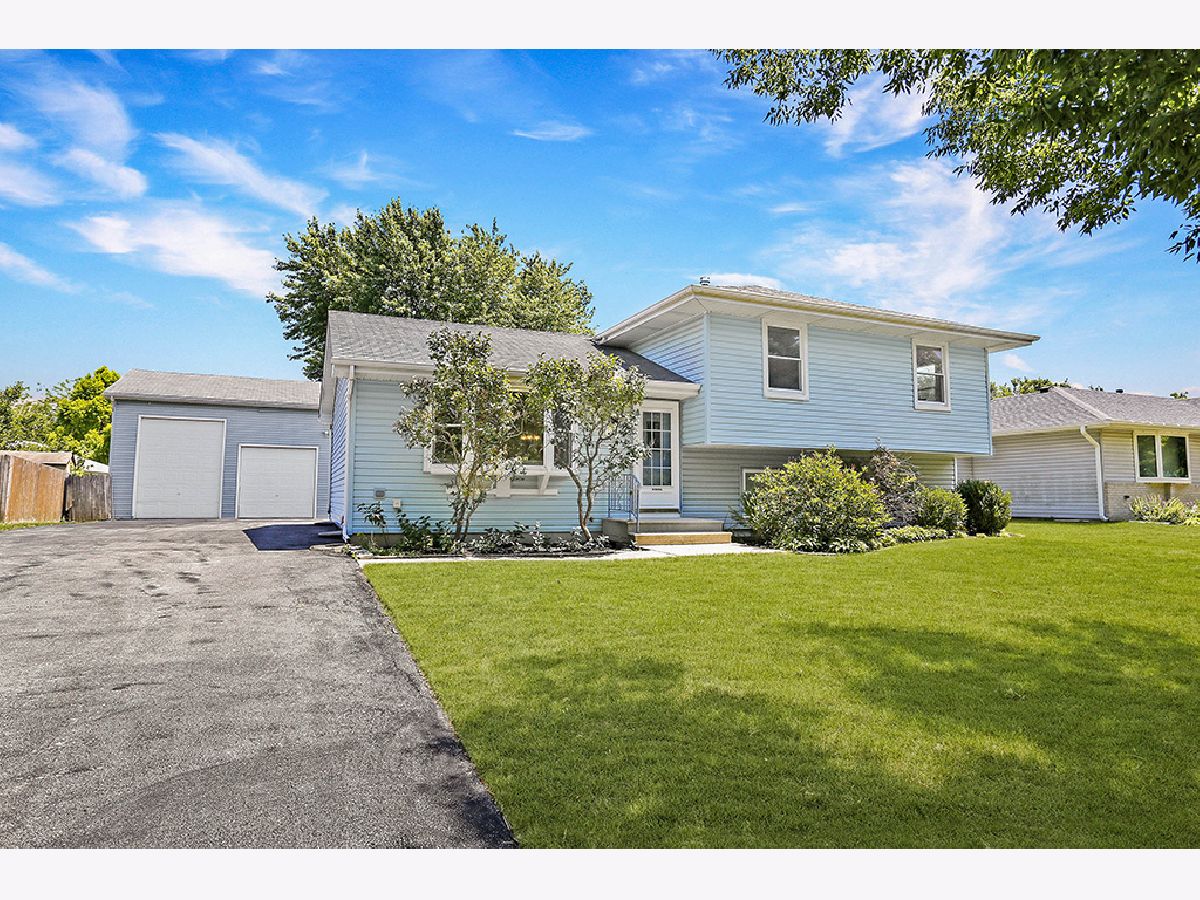 Homes Sold Mayfair Plainfield Illinois, 2702 Ruth Fitzgerald