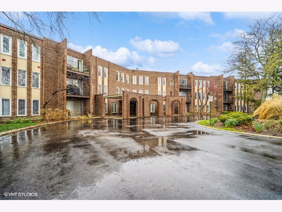 Condominiums Sold Sandpebble Walk Wheeling Illinois, 1450 Sandpebble